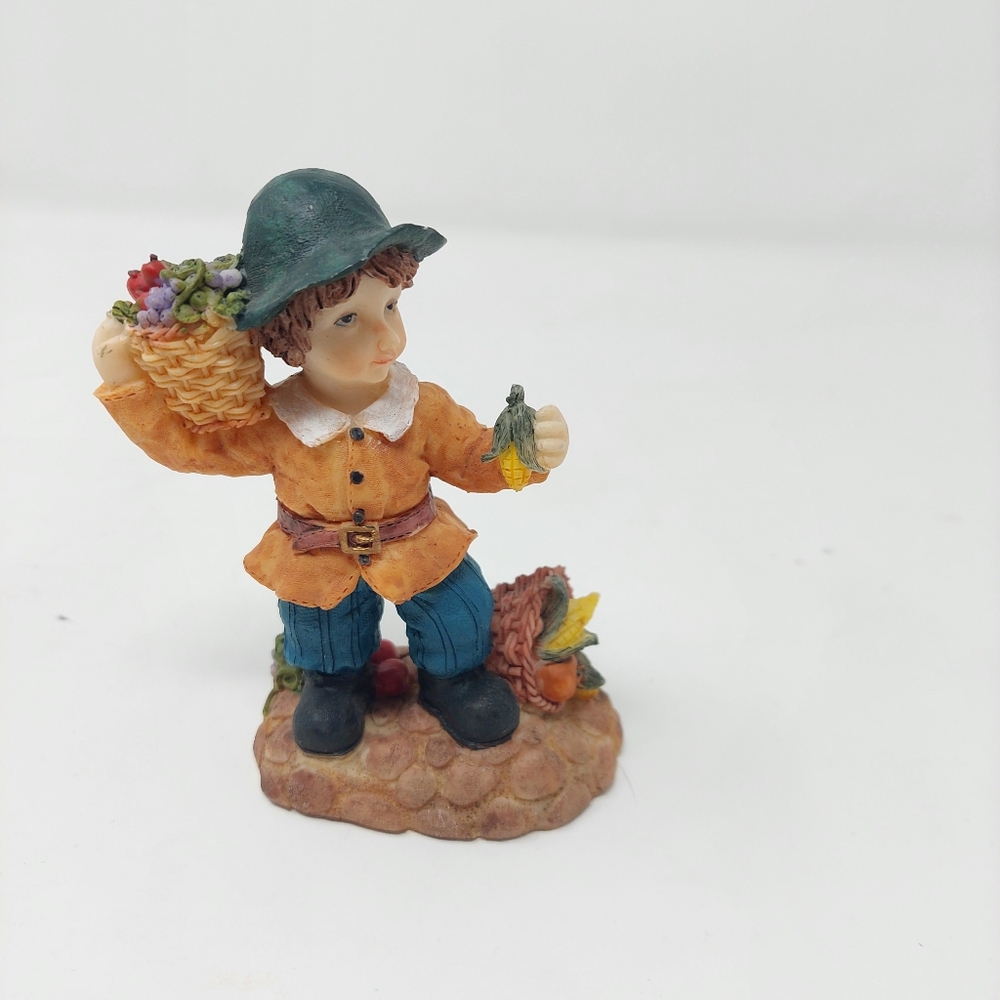 K's Collection Gardener Hobby Figurine Fall Decoration Porcelain Harvest Figure
